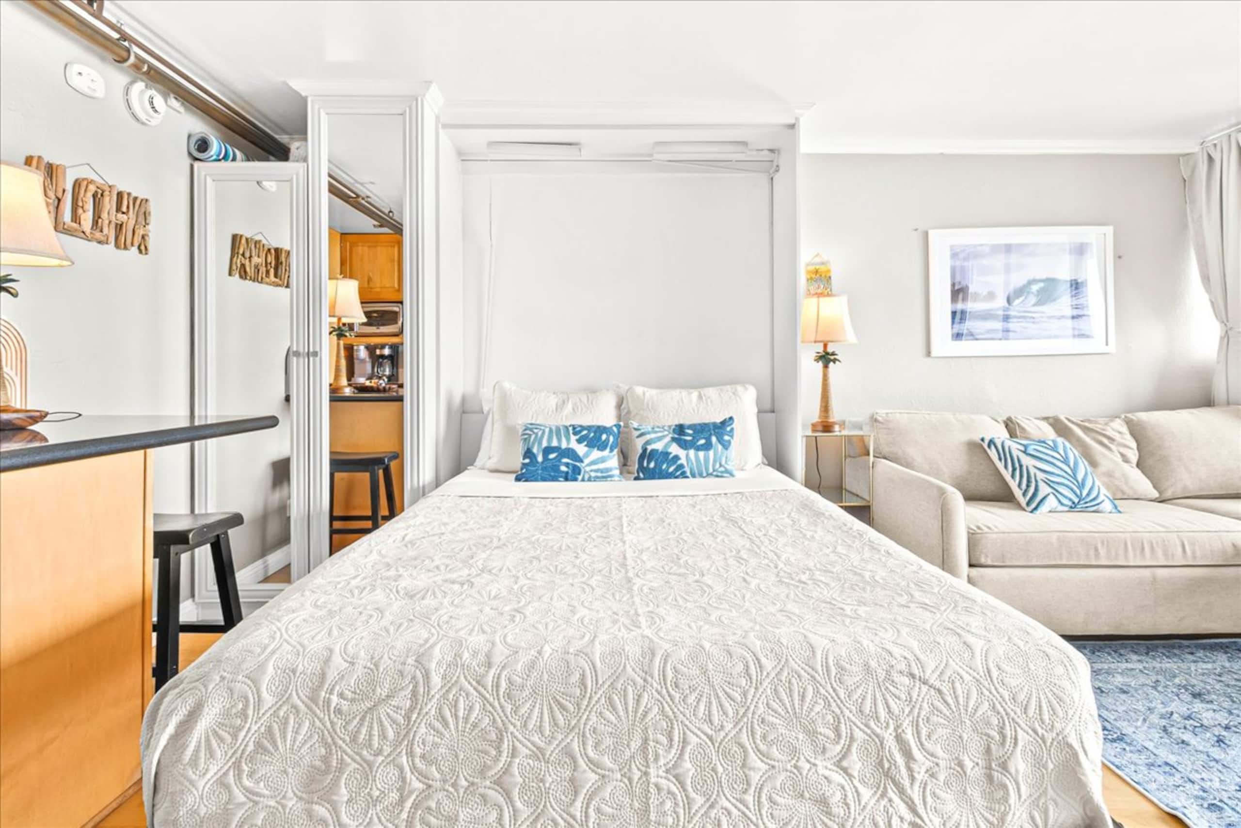 Condo in Honolulu · ★4.55 · 1 bedroom · 2 beds · 1 private bath - Image 12