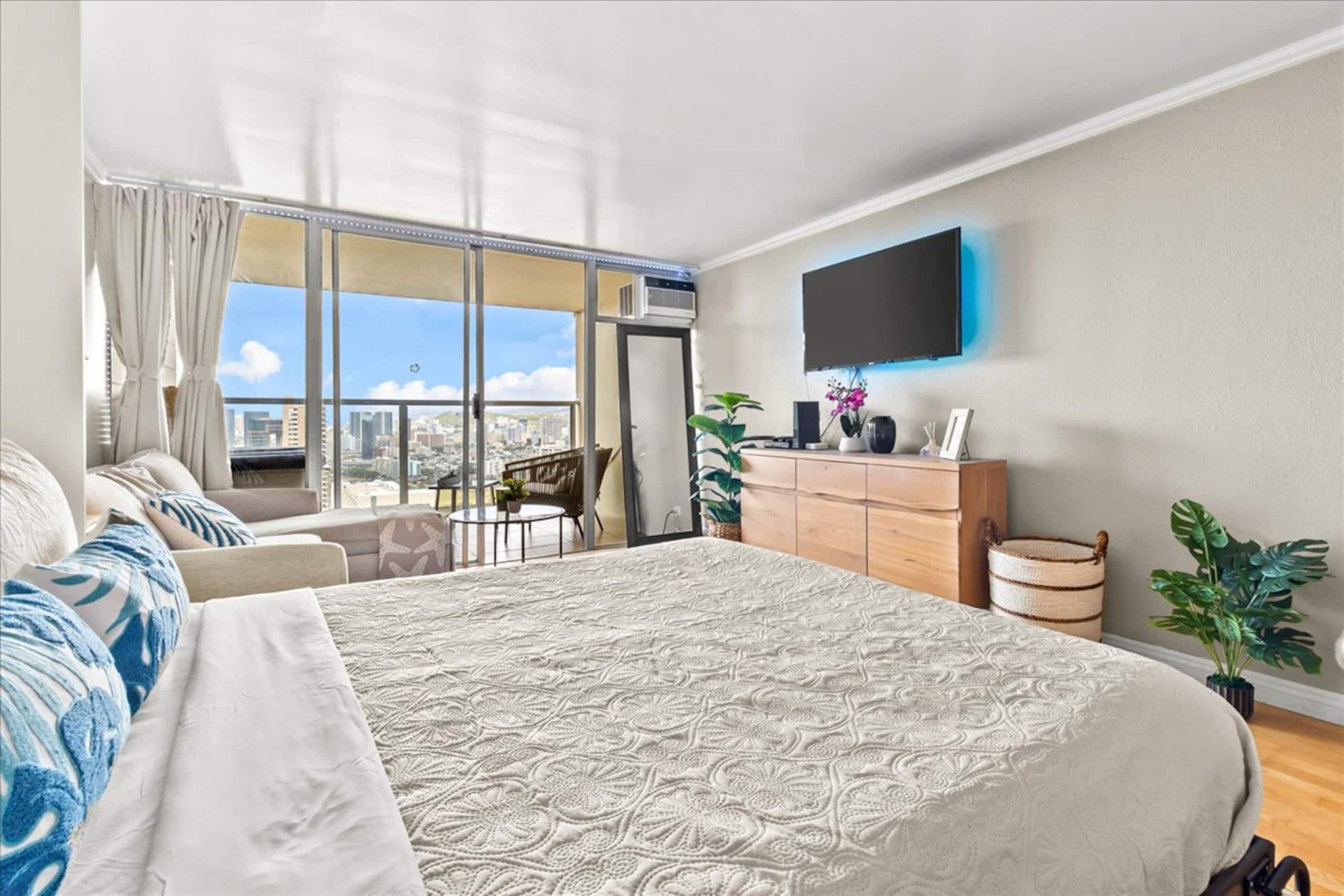 Condo in Honolulu · ★4.55 · 1 bedroom · 2 beds · 1 private bath - Image 13