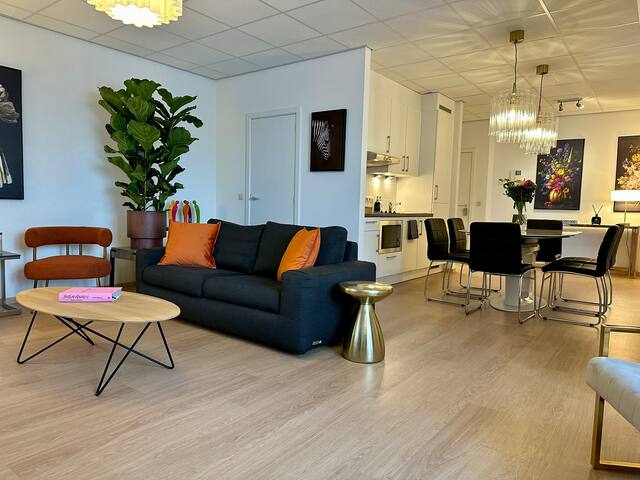 Grand Place – Prime location 2 bedroom apartment gallery image 4