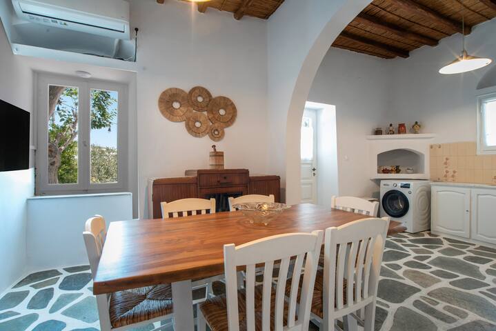 Petros Country House Paros gallery image 4