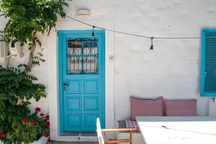 Petros Country House Paros gallery image 3