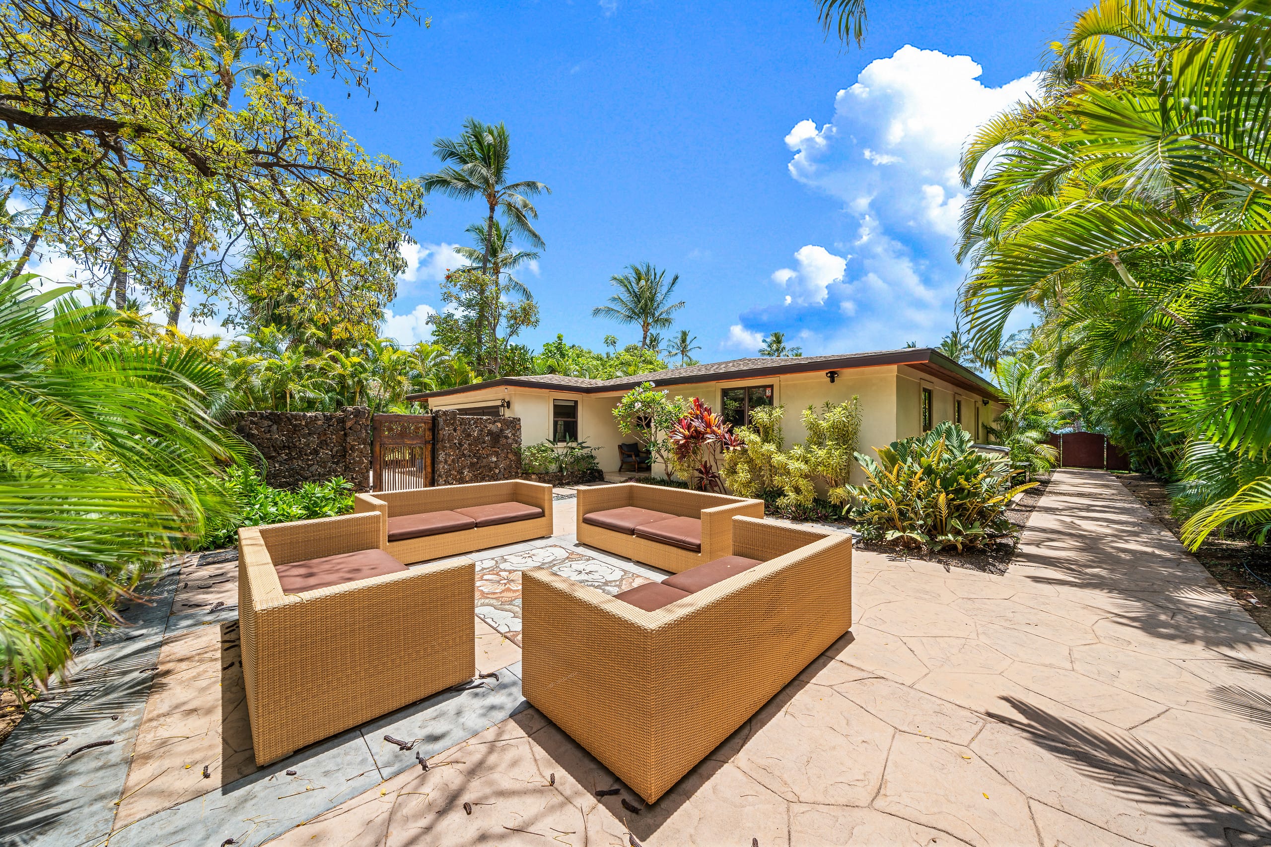 Home in Kihei · ★5.0 · 3 bedrooms · 7 beds · 3 baths - Image 35
