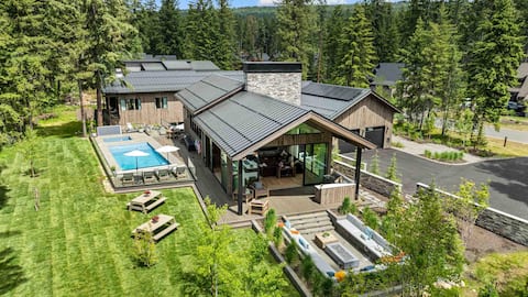 8Ksqft Compound + Pool - Golf Sim - 5 Star Luxury