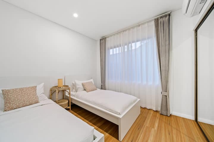 საძინებელი 1