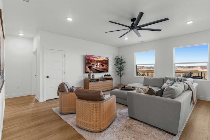 [The Grandview] Pool, Pickleball, Hot Tub, Views - Lake Powell
