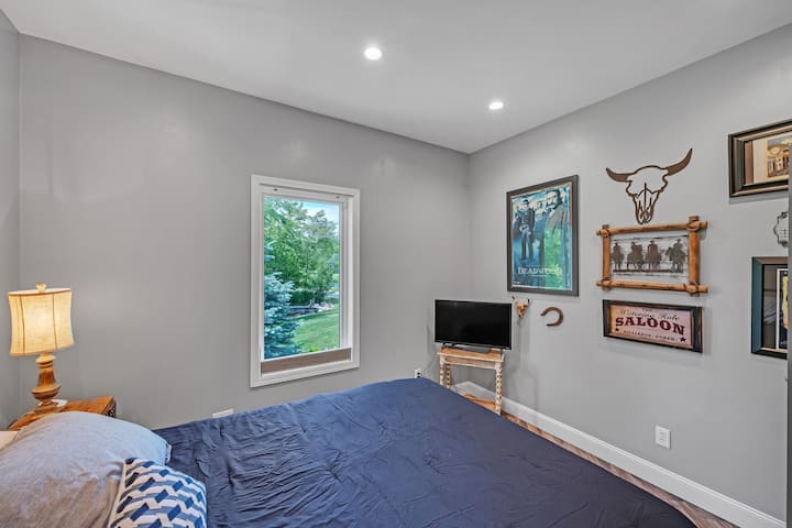 בתוך הבית, מנורה, מסך, אמנות, ציור