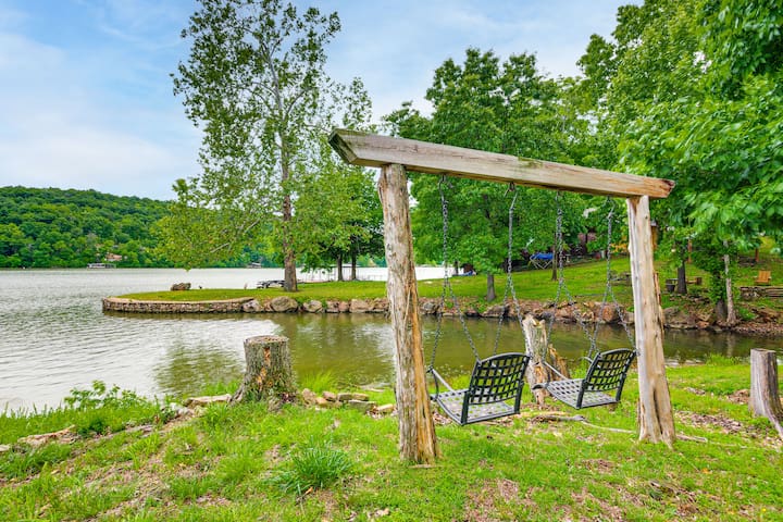 Listing in Lake Of The Ozarks