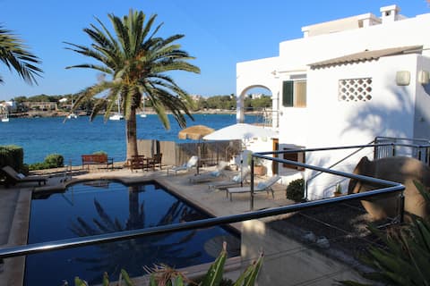 Propiedad de Airbnb exitosa: Casa Vora Mar en Felanich