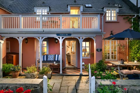 Stylish, seafront, pet-friendly coastal escape