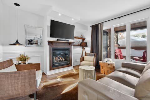 Luxury Condo – St. Sauveur Ski-in Ski-out 102