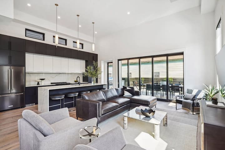 Peaceful Bywater Home | Heated Pool | Quiet Stay gallery image 2