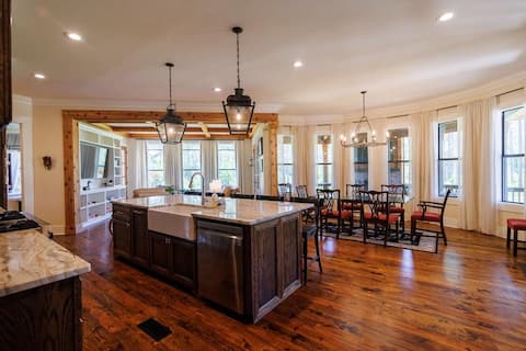 Orchard Pines-4Bed, 3.5 Bath Thomasville Retreat