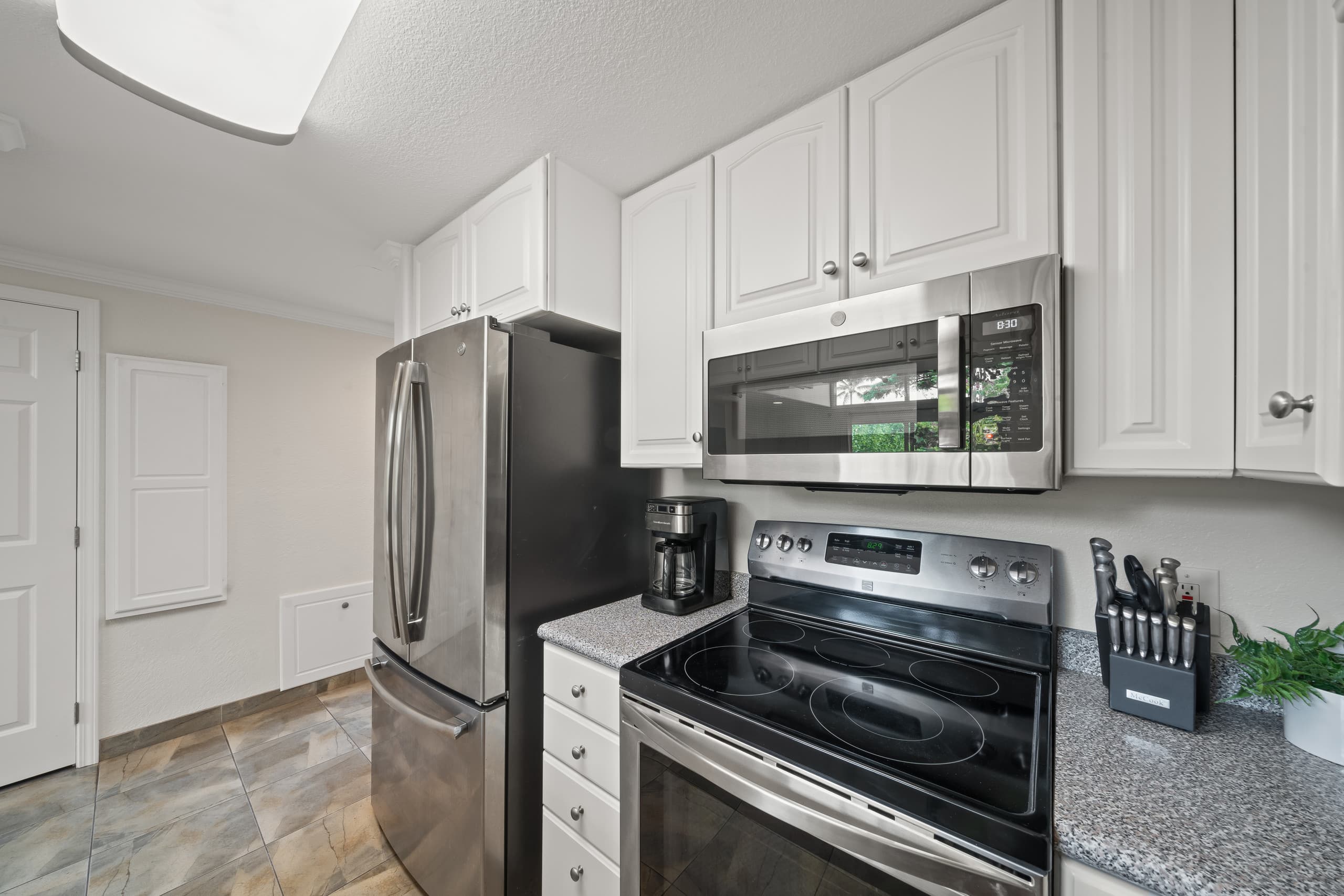 Condo in Kihei · ★4.67 · 2 bedrooms · 4 beds · 2 private baths - Image 16