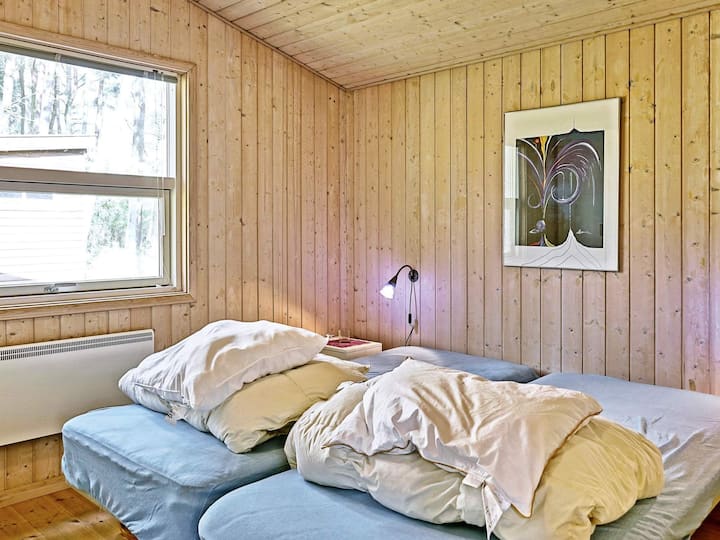 Maison De Vacances Pour 6 A Aakirkeby-by Traum - 보른홀름