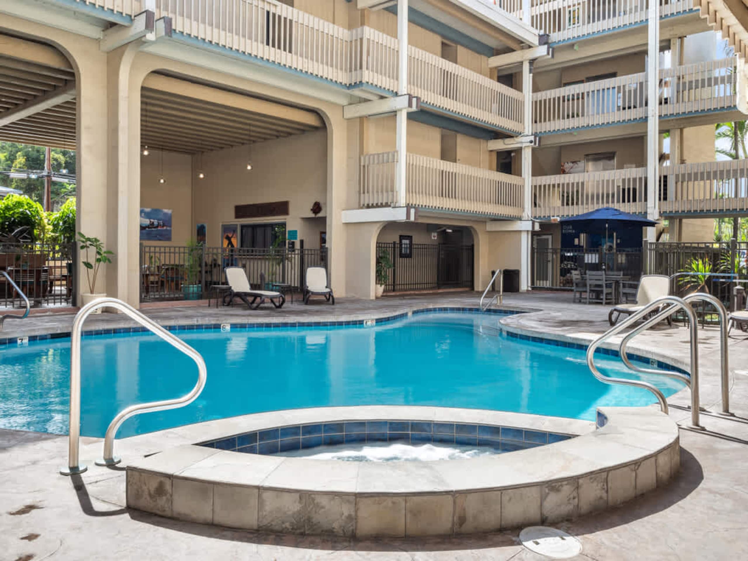 Condo in Kailua-Kona · ★4.9 · 1 bedroom · 2 beds · 1 bath - Image 19