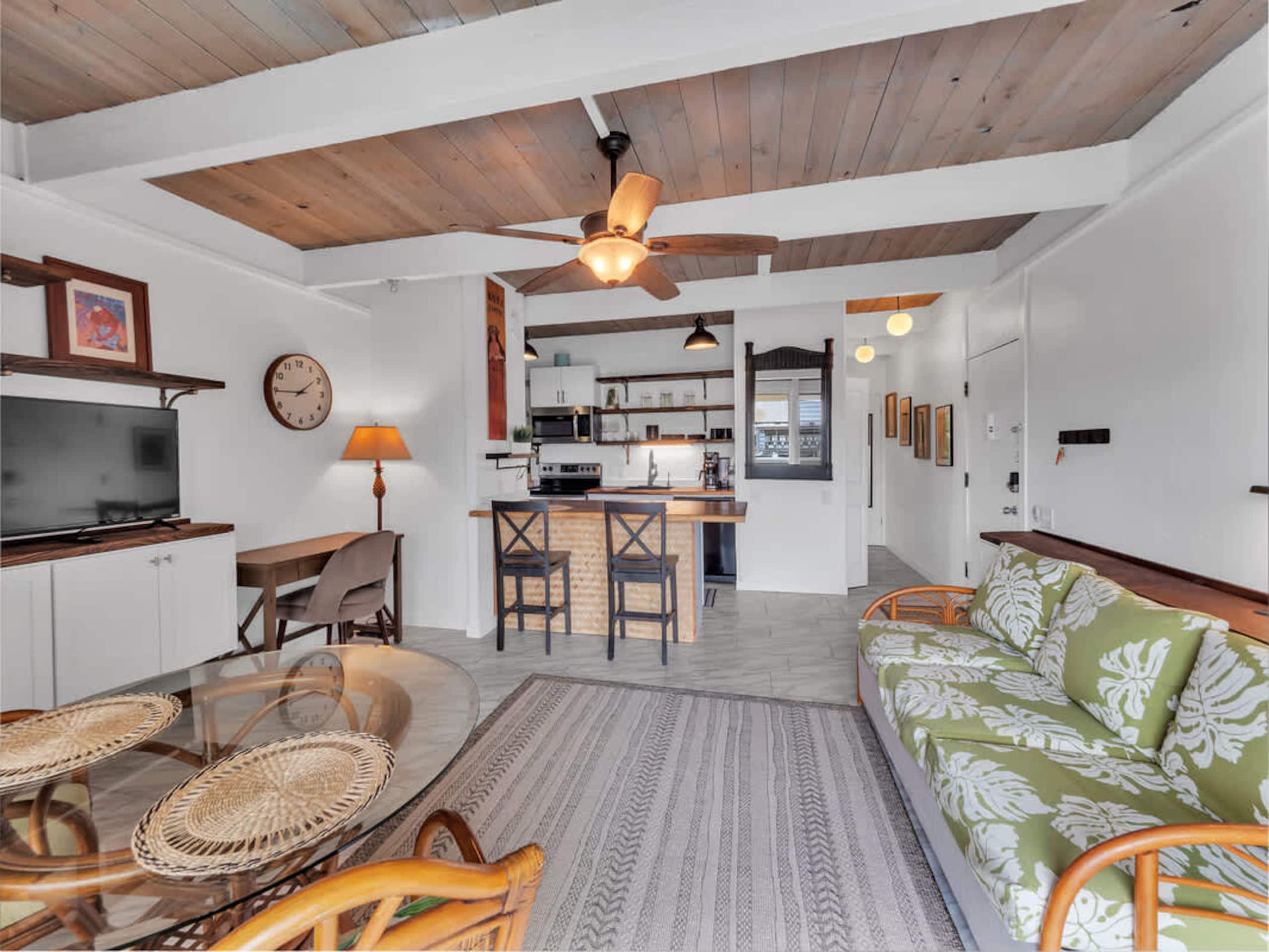 Condo in Kailua-Kona · ★4.9 · 1 bedroom · 2 beds · 1 bath - Image 8