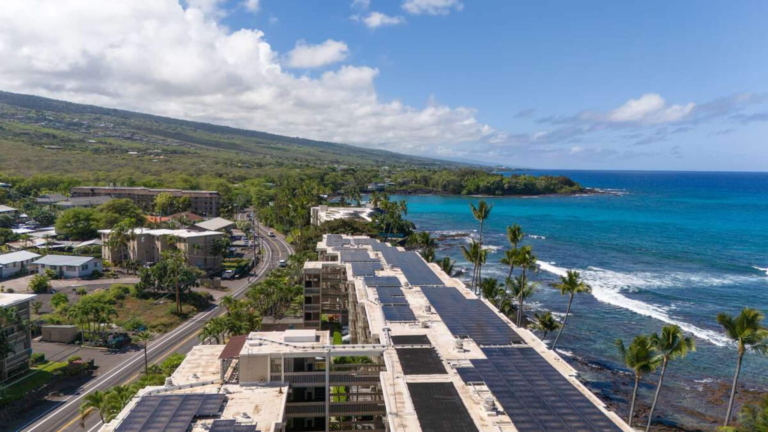 Condo in Kailua-Kona · ★4.9 · 1 bedroom · 2 beds · 1 bath - Image 25