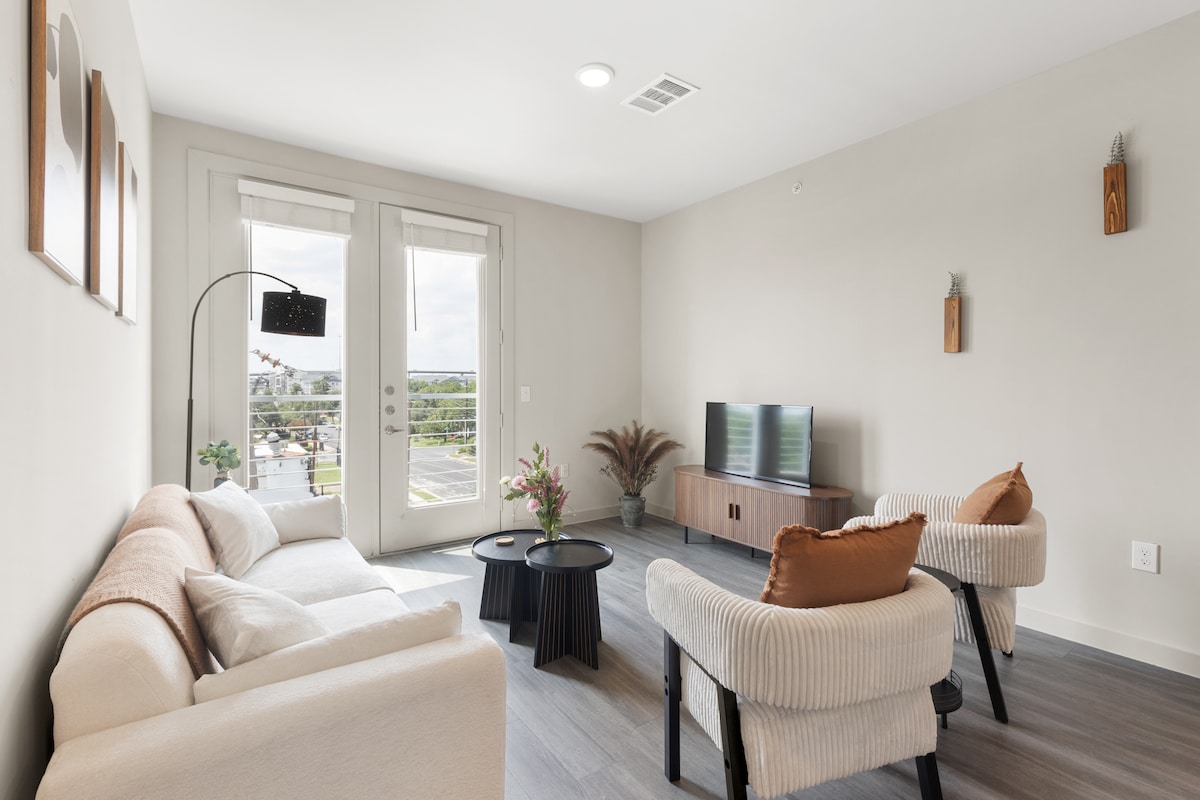 Luxe 1bd Apt, 24hr Gym &Pool HGV 4040