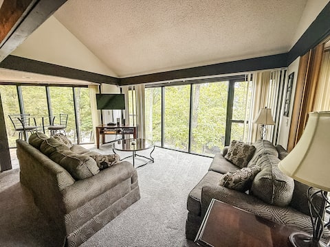 The Lakeview Nest #53 - 3BD/3BA/Pools/Grill-6PP