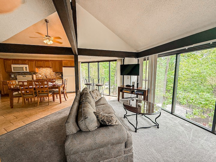 Evergreen Escape #54-3bd/3ba/pools/grill/dock-6pp - Osage Beach, MO