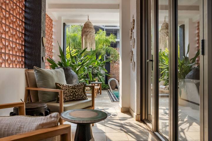 Living room image 8
