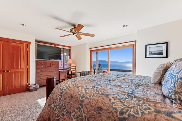 Primary bedroom, king bed