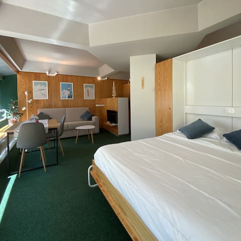 [Marilleva_1400] Direct Access to Skii Slopes