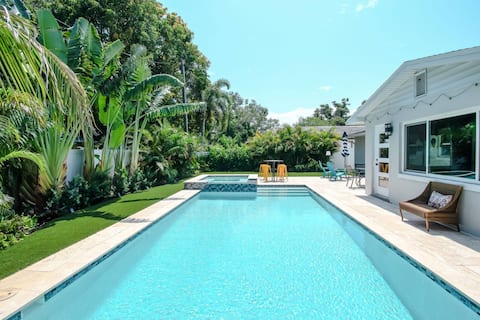 Paradise Palms - Private Pool Oasis - St. Pete