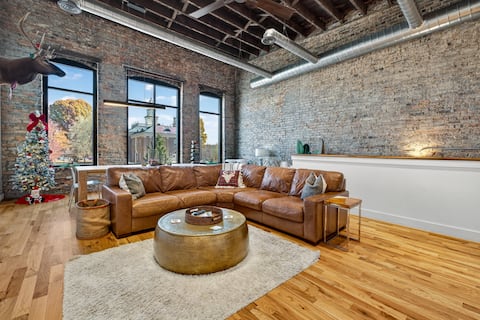 Luxury Loft DWTN | Whiskey Trail + River + Lake