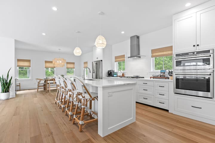 Listing in Barnstable Town