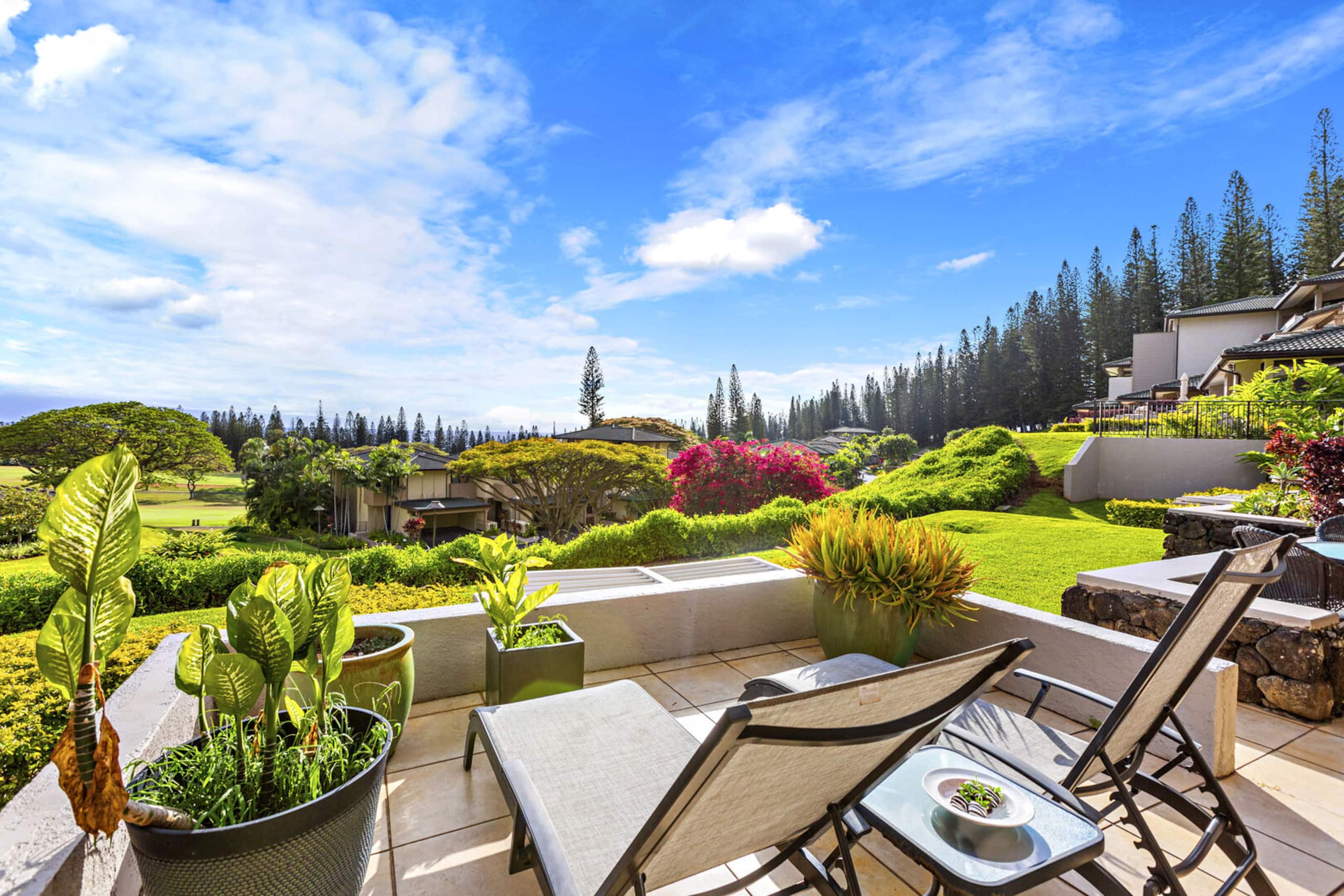 Condo in Lahaina · ★4.0 · 2 bedrooms · 3 beds · 2 baths - Image 4