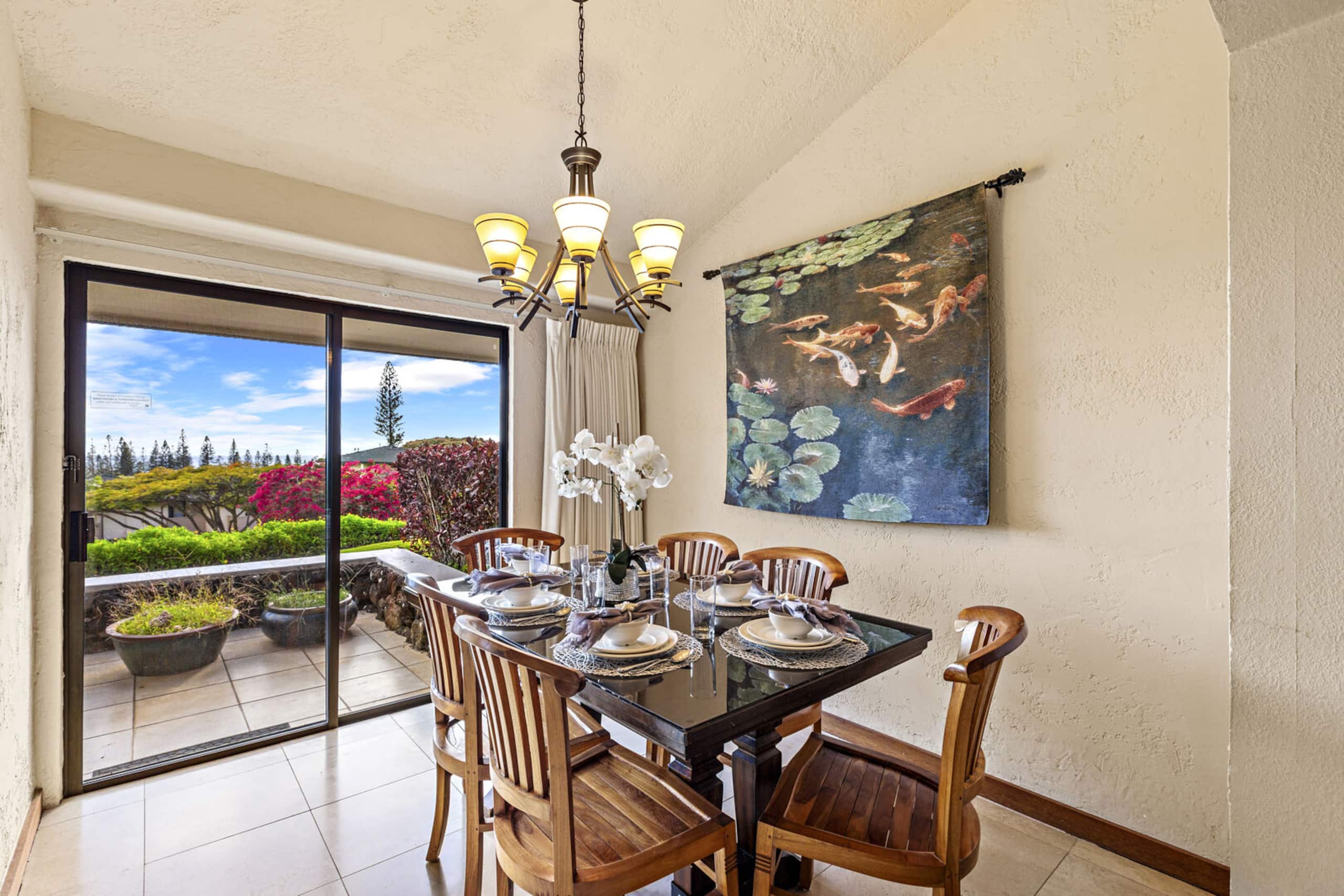 Condo in Lahaina · ★4.0 · 2 bedrooms · 3 beds · 2 baths - Image 11