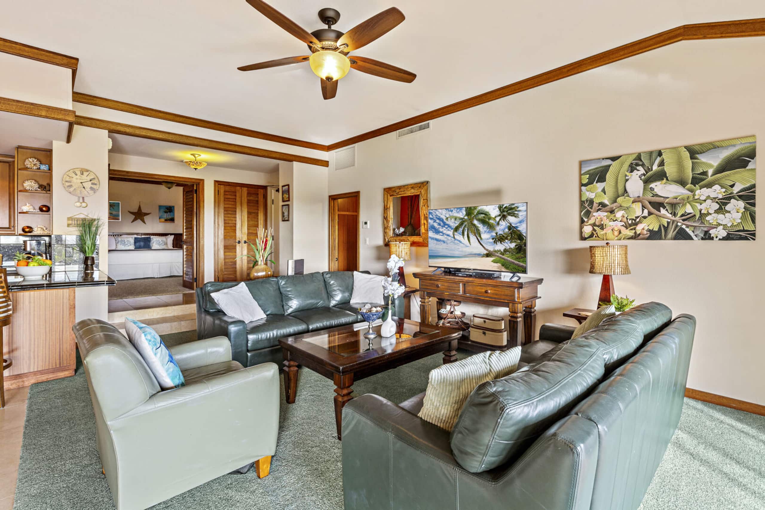 Condo in Lahaina · ★4.0 · 2 bedrooms · 3 beds · 2 baths - Image 8