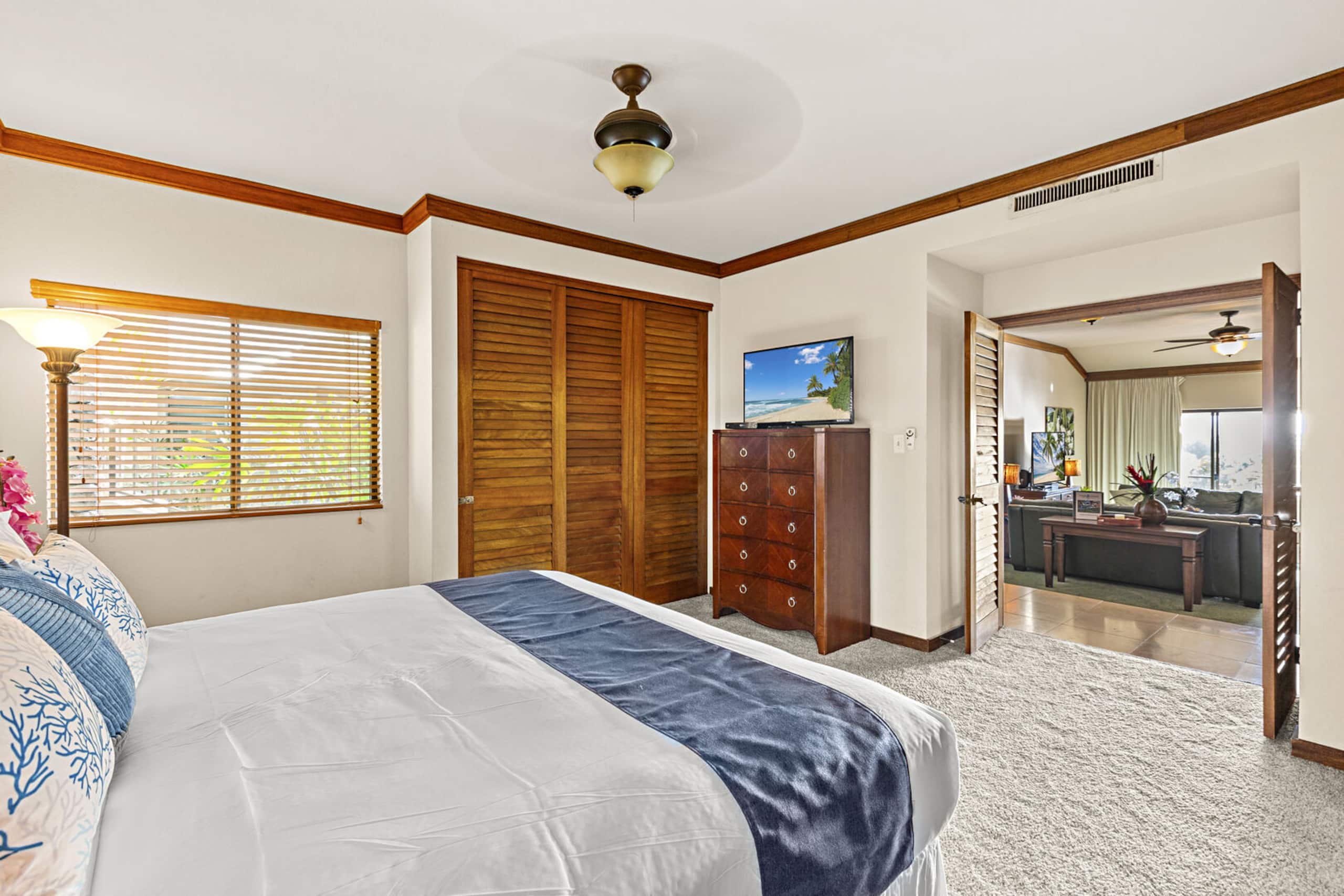 Condo in Lahaina · ★4.0 · 2 bedrooms · 3 beds · 2 baths - Image 27