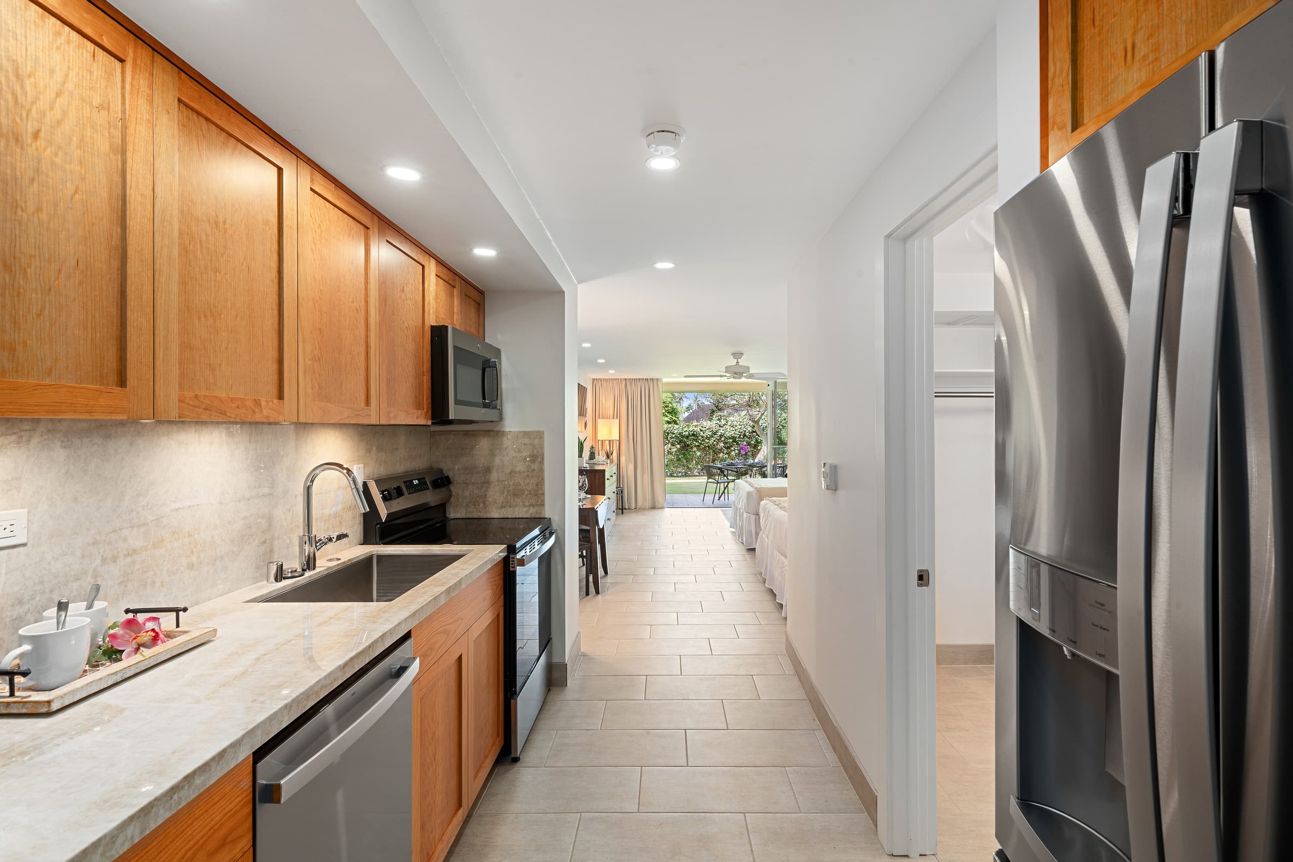 Condo in Lahaina · ★5.0 · 1 bedroom · 2 beds · 1 bath - Image 20
