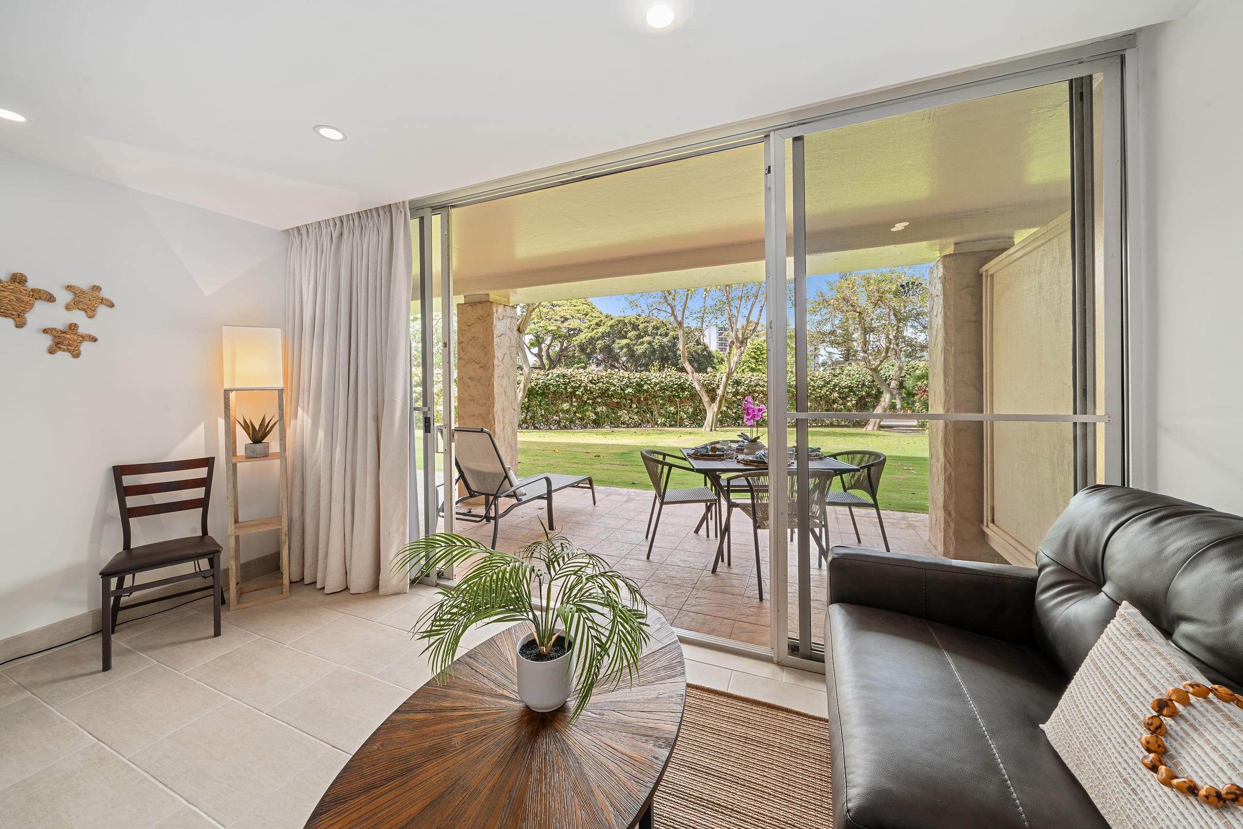 Condo in Lahaina · ★5.0 · 1 bedroom · 2 beds · 1 bath - Image 12