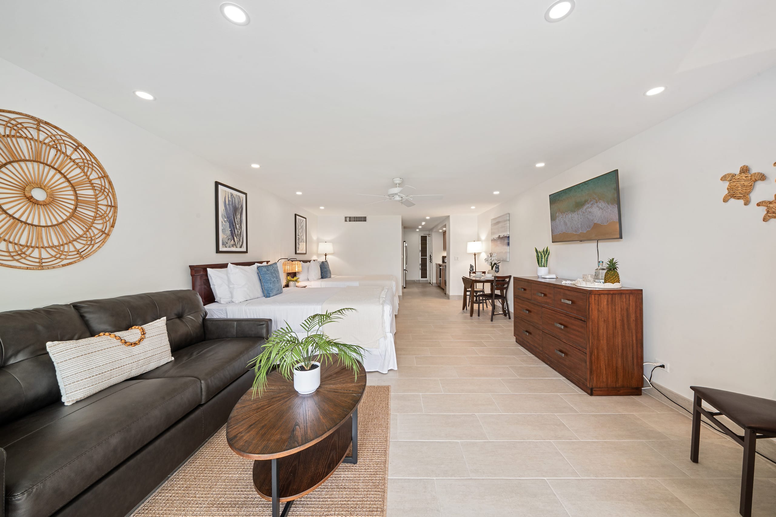 Condo in Lahaina · ★5.0 · 1 bedroom · 2 beds · 1 bath - Image 15