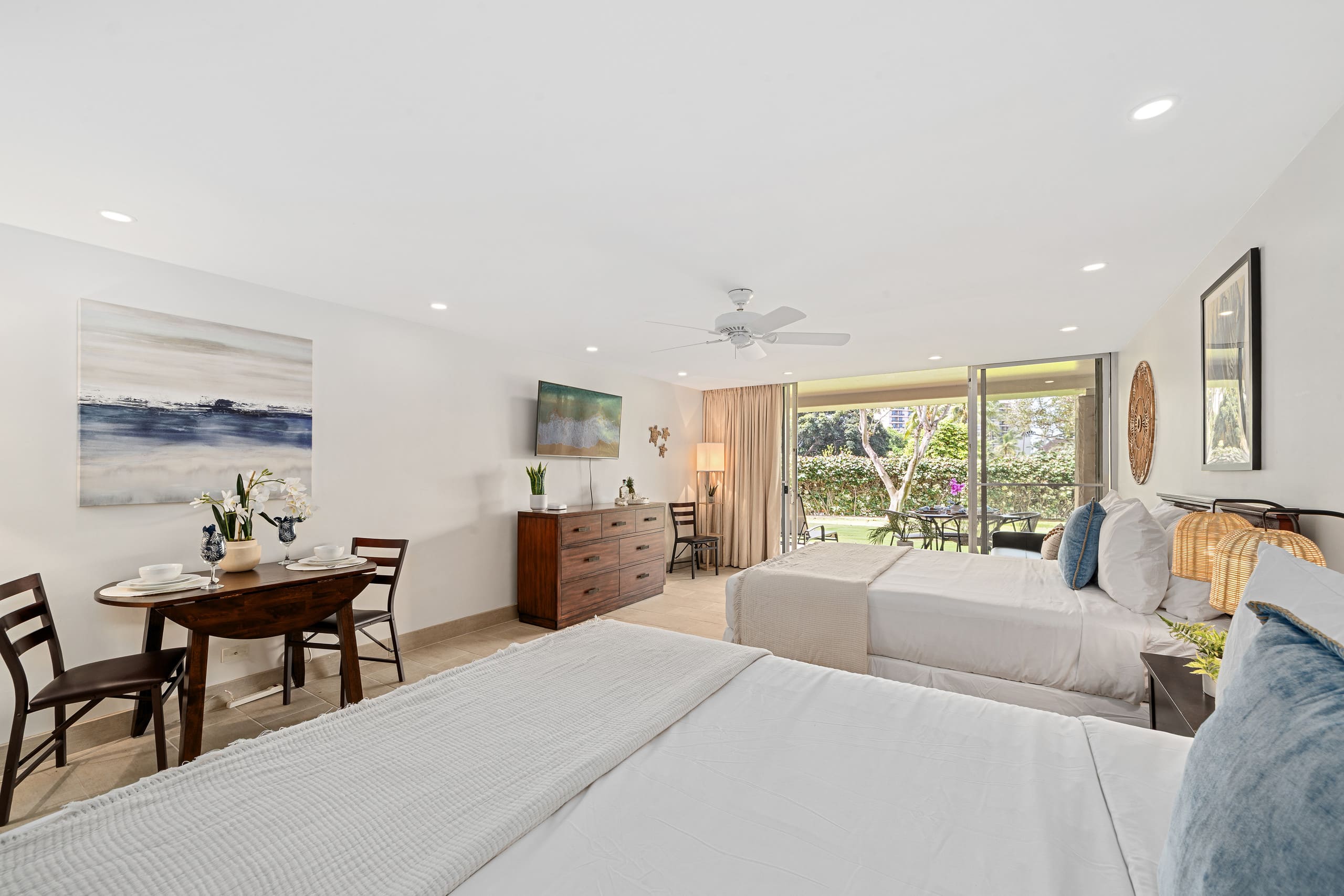 Condo in Lahaina · ★5.0 · 1 bedroom · 2 beds · 1 bath - Image 28