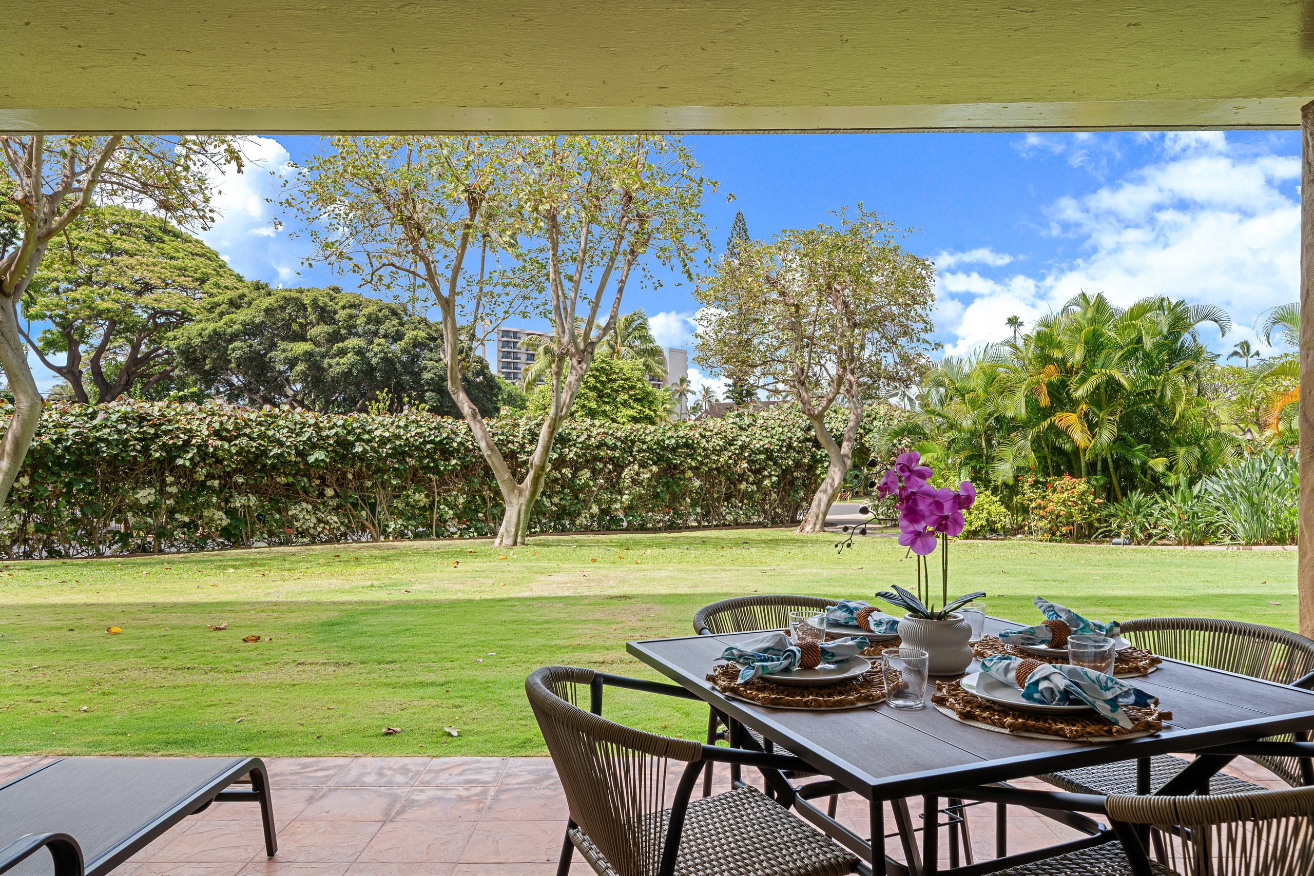Condo in Lahaina · ★5.0 · 1 bedroom · 2 beds · 1 bath - Image 7
