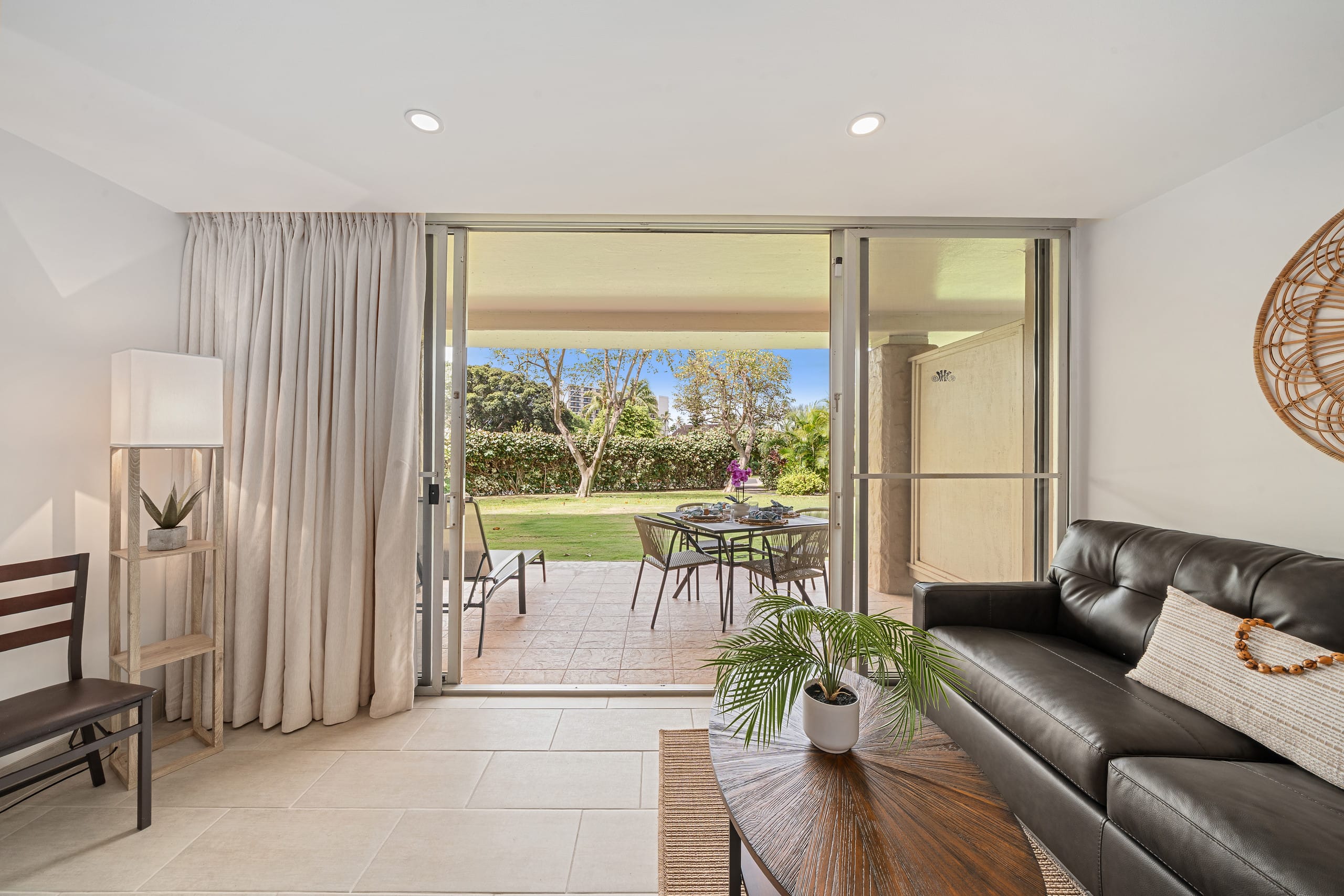 Condo in Lahaina · ★5.0 · 1 bedroom · 2 beds · 1 bath - Image 2