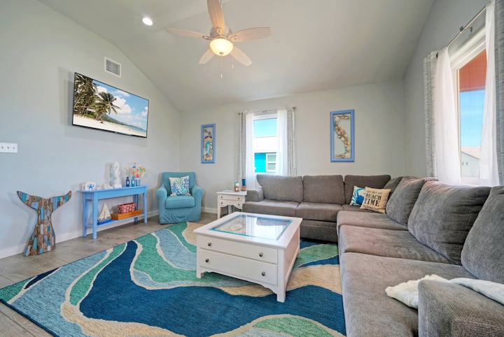 Two Port A Homes | Near Beach & Nature Preserve - Port Aransas, TX