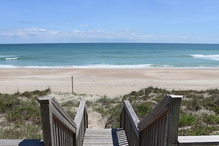 Oceanfront 3br With Ocean Views & Covered Decks - Emerald Isle, NC