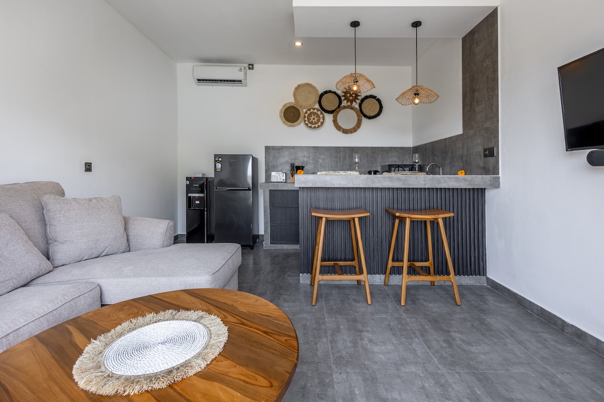 Villa in Uluwatu · ★4.89 · 1 bedroom · 1 bed · 1 private bath, συγκρίσιμο Airbnb