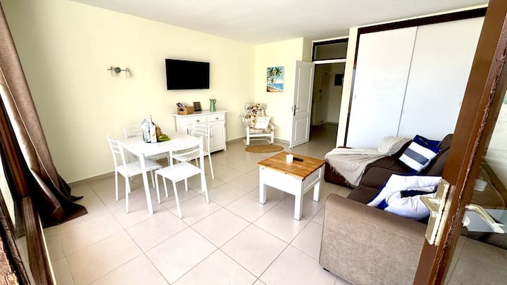 Seafront Serenity Suite · By Deihu Experiences - Playa de las Américas