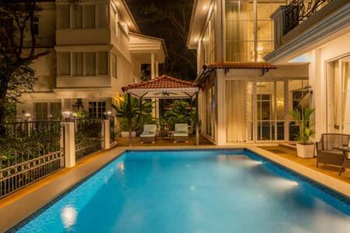 ELIVAAS Privé Suntuarios Casa Iris · Stunning Getaway W/ Jacuzzi, Pvt Pool & Gazebo