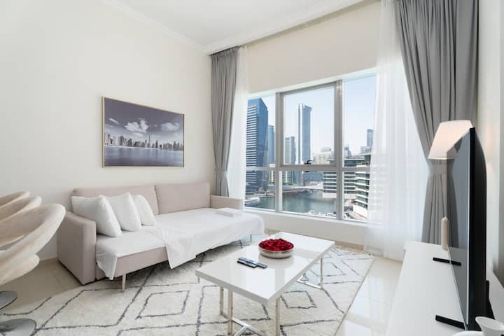 Cozy 1 Bedroom Marina View - Dubaï Marina