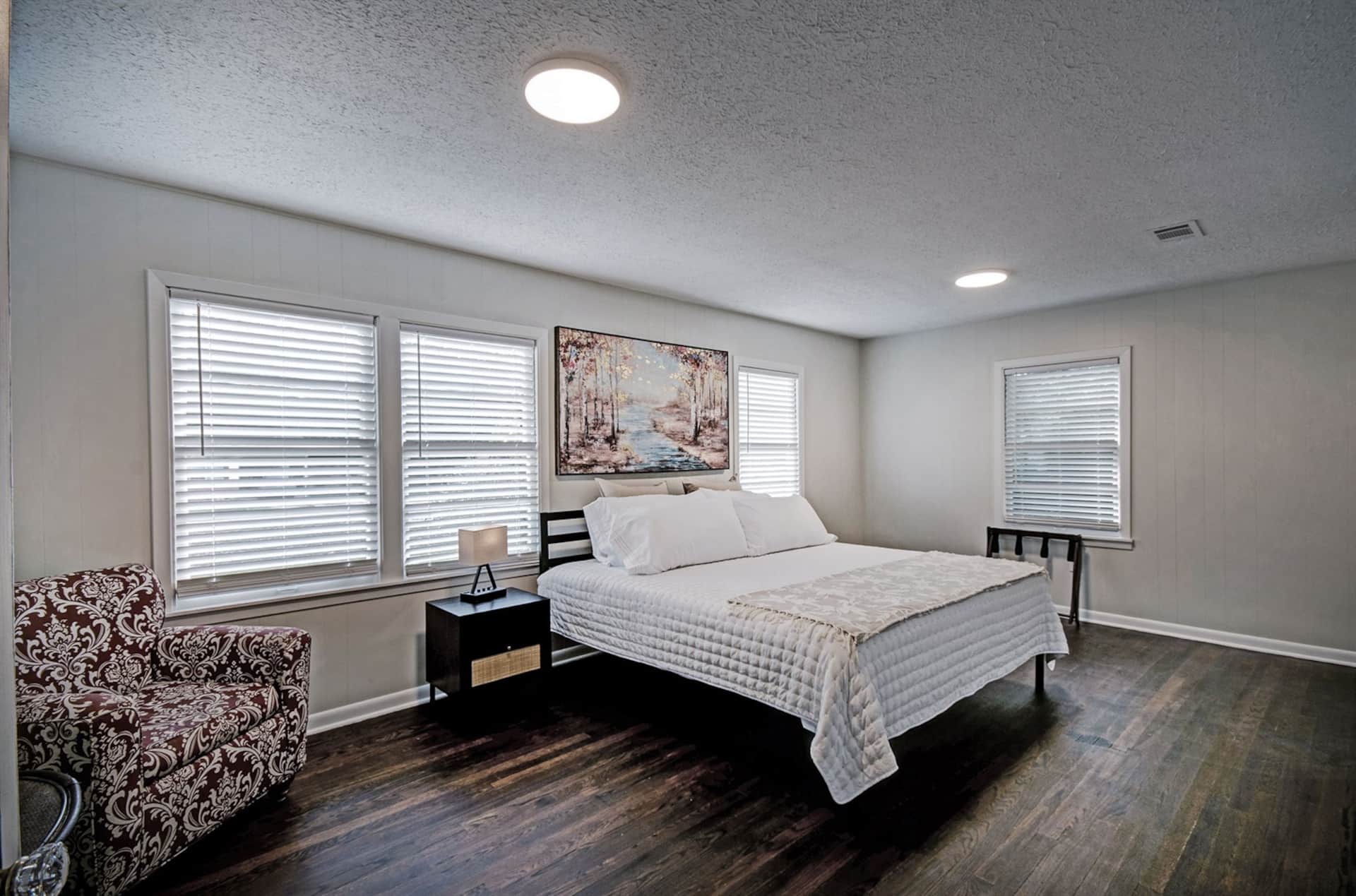 Peaceful Clinton Retreat in Olde Towne