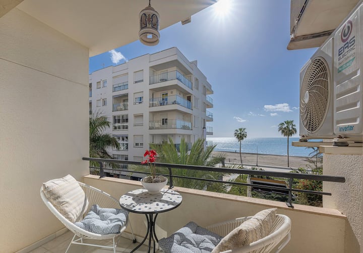 Cozy & Comfy Seaside Retreat In Estepona - Estepona