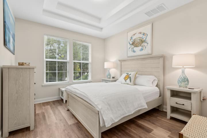 426 S 8th St - Master Bedroom 1