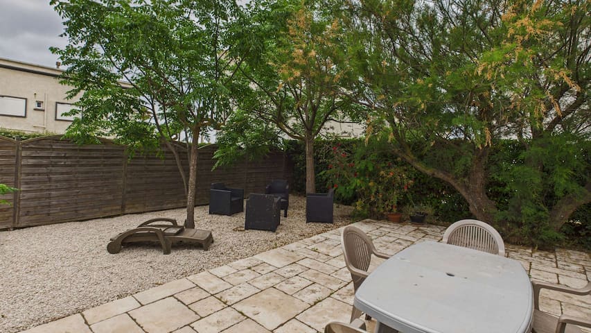 Nancy S'ANTONI - Pro-Managed managed Airbnb listing 2